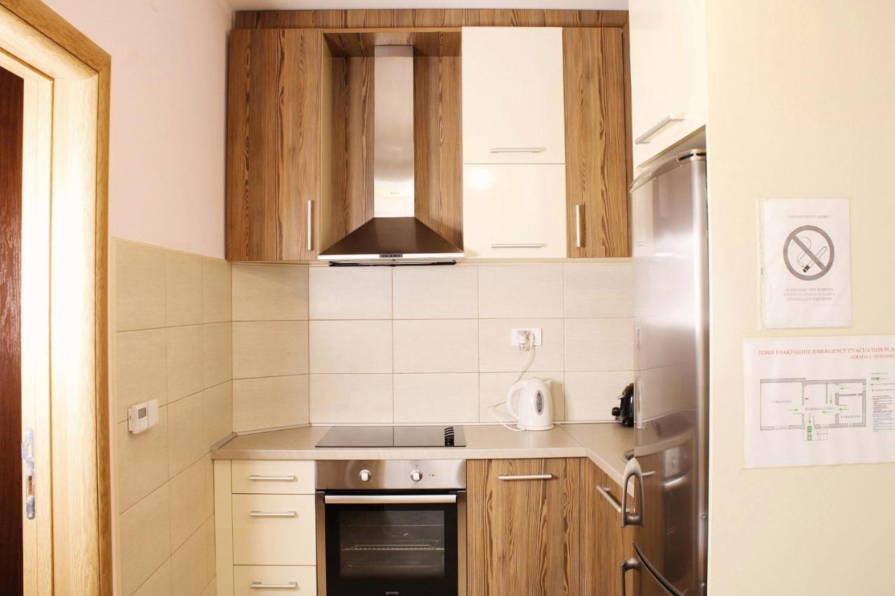 Apartments Paradisos Kragujevac Buitenkant foto